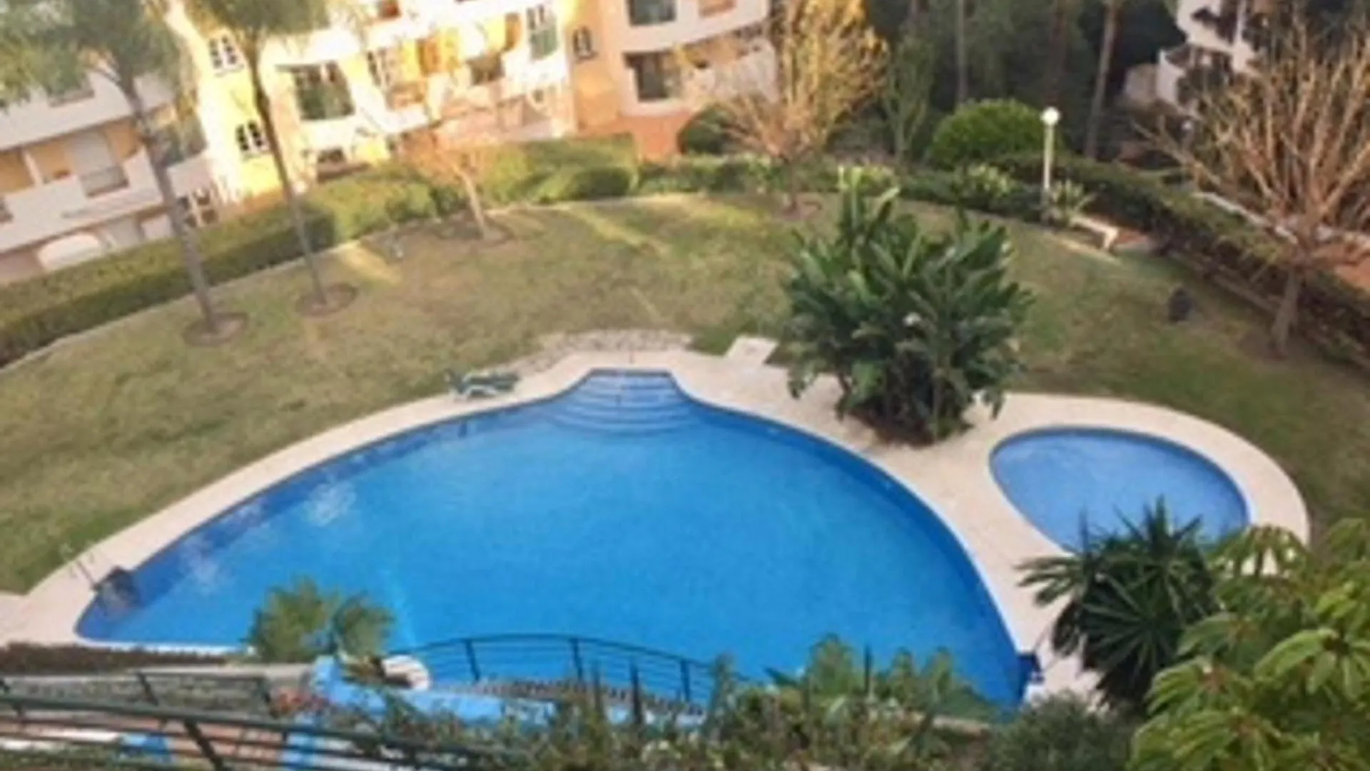 2-Bed Apartment - Sea View - 10M From Puerto Banus 마르베야